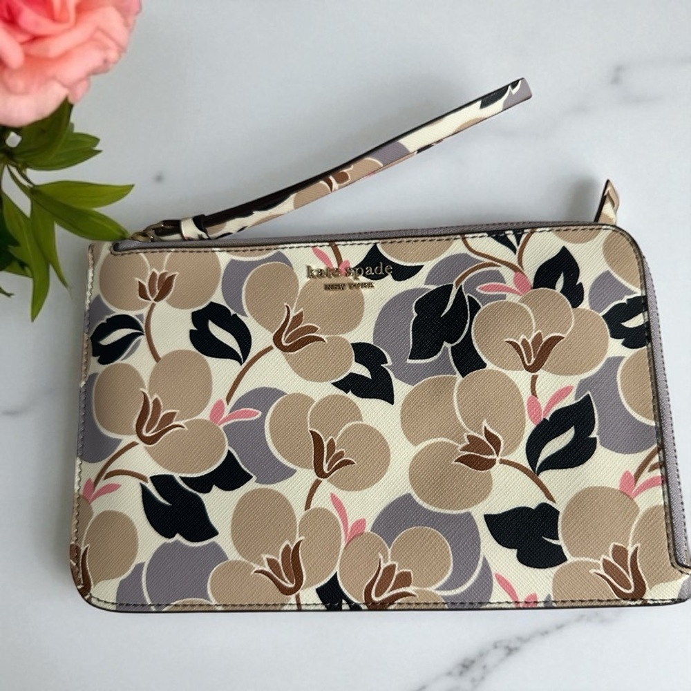 KATE SPADE Medium Cameron Breezy Floral Wristlet EUC